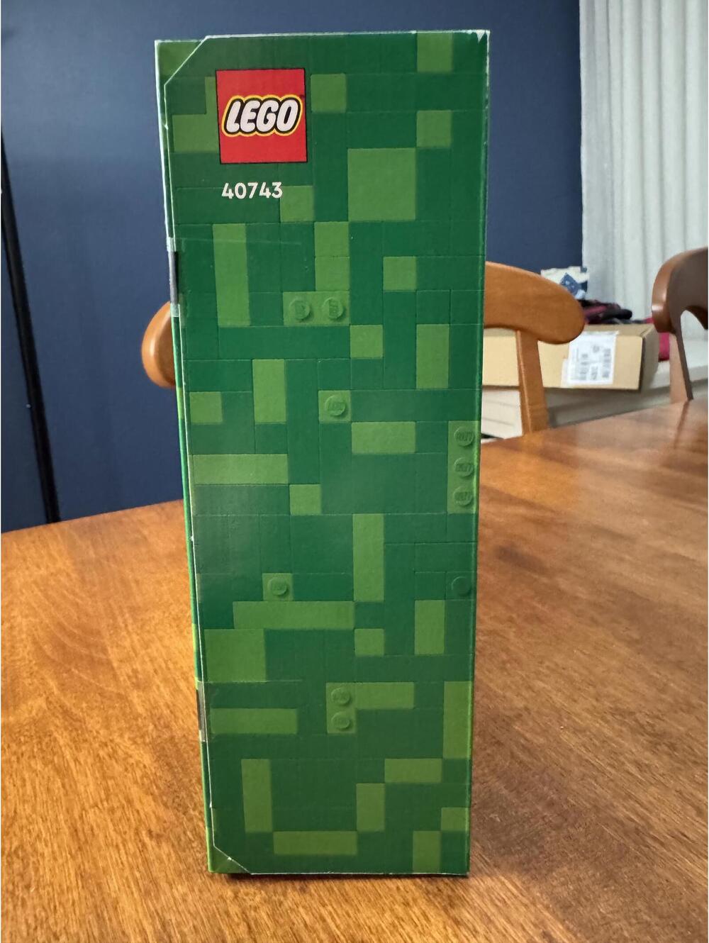 NEW! Lego, Christmas Table Decoration V39, Candle and Greenery, 40743 - Picture 2 of 3